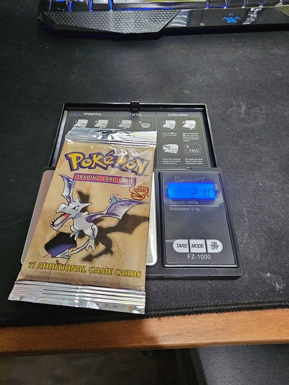 1999 WOTC Pokemon Fossil Booster Pack - Long Crimp FACTORY SEALED Weighed 21g